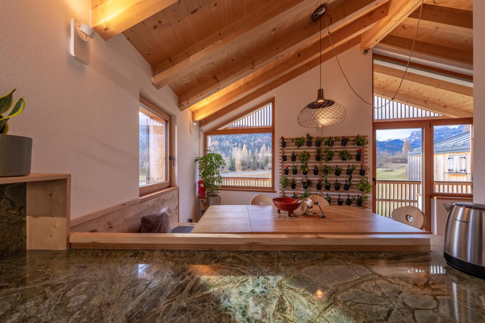 Greenwood Chalet - Spacious Alpine Retreat With Mountain Views Vodo Cadore エクステリア 写真